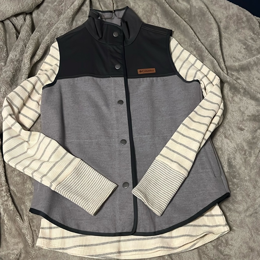 Columbia vest with white striped long sleeve